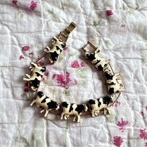 Cow bracelet enamel gold clasp cowgirl jewelry happy farm charm vintage jewelry